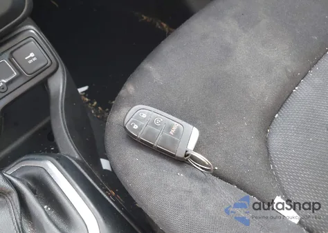 2020 Jeep Renegade Sport 4X4 z USA, uszkodzony, nr VIN ZACNJBA11LPL83397